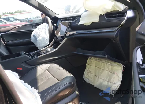 2025 Jeep Grand Cherokee Overland 4X4 from USA, damaged, VIN 1C4RJHDG8S8631108